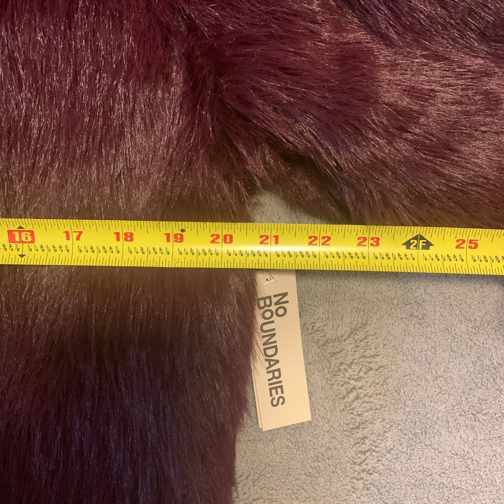 No Boundaries Womens L 12-14 Burgundy Faux Fur Jacket Collared Lined NWT - Picture 5 of 6